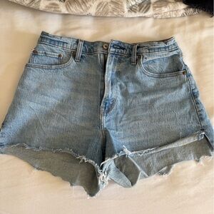 Abercrombie High Rise Light Blue Denim Jeans - Mom Short